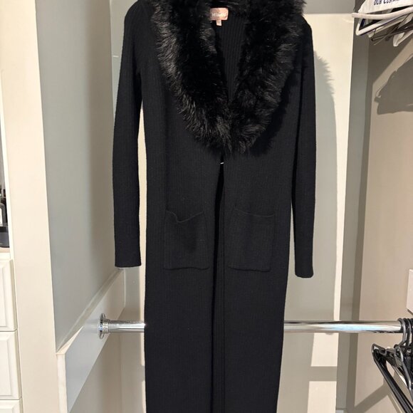 Show me your Mumu Lombardi Fur (Faux) collar black sweater jacket - Picture 4 of 6